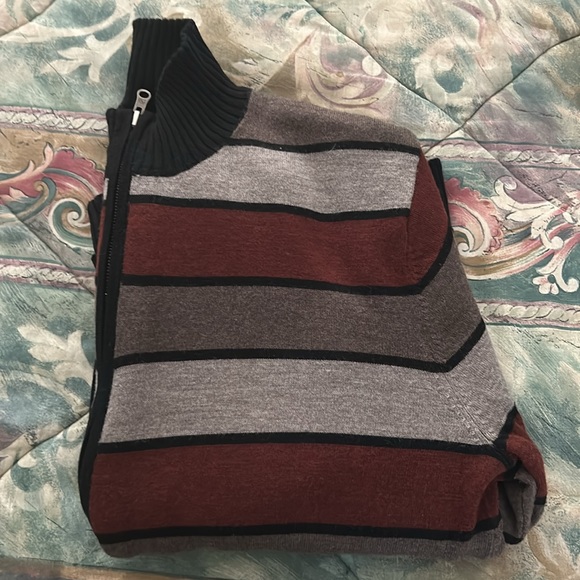 Thick soft fuzzy Zip front striped sweater! Wrap yourself in comfort & warmth! - Picture 3 of 7
